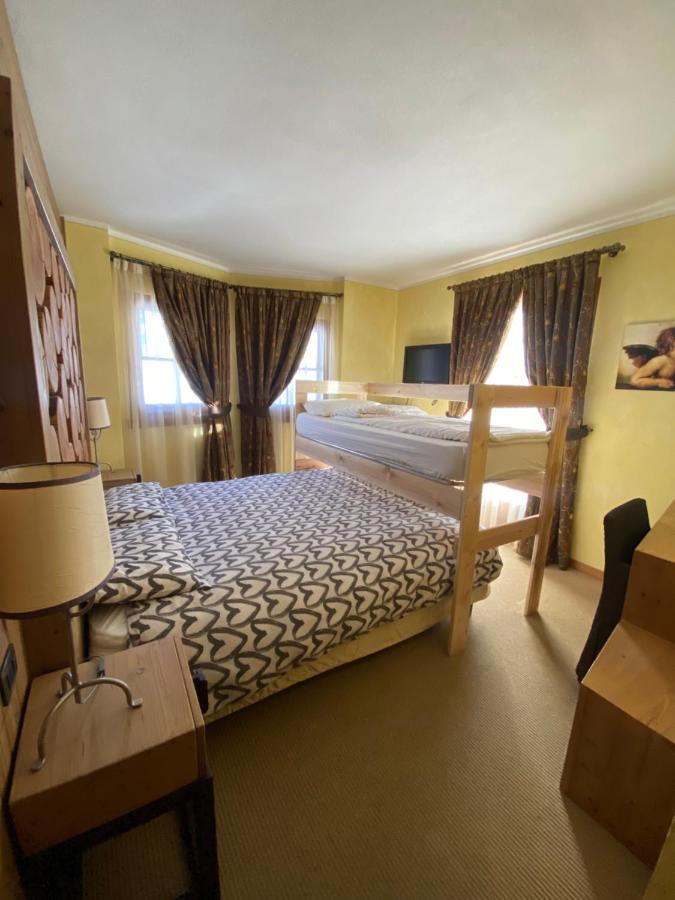 Bait De Angial Hotel 3*